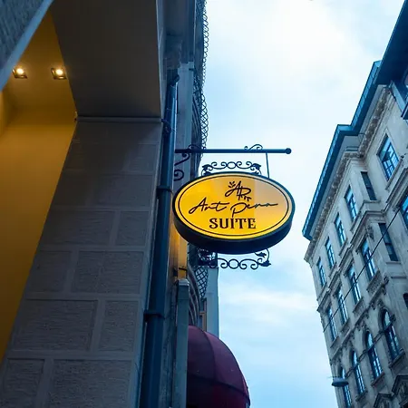 Art Pera 公寓式酒店 4*